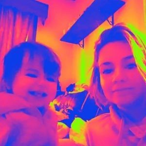 Meet your Posher, Kayla